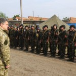 Porošenko oficiálně pozval ruské pozorovatele na Ukrajinu