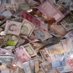 Umírající dolar a nový měnový řád