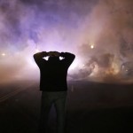 Nepokoje ve Fergusonu jsou důsledkem politiky amerických úřadů