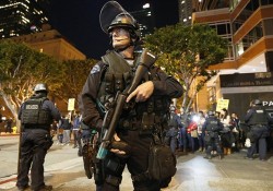 2023-11-27T082810Z_1433642358_GM1EABR19M.._USA-MISSOURI-SHOOTING-PROTESTS